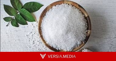 هل إضافة رشة ملح إلى الماء تحميك من الجفاف؟