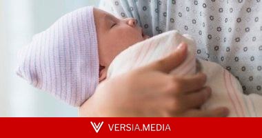 إزاى تعتنى بطفلك الرضيع فى المصيف.. نصائح تبدأ قبل السفر